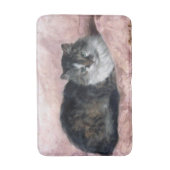 Kat op Roze Pillow door Henriëtte Ronner-Knip Badmat (Voorkant Verticaal)