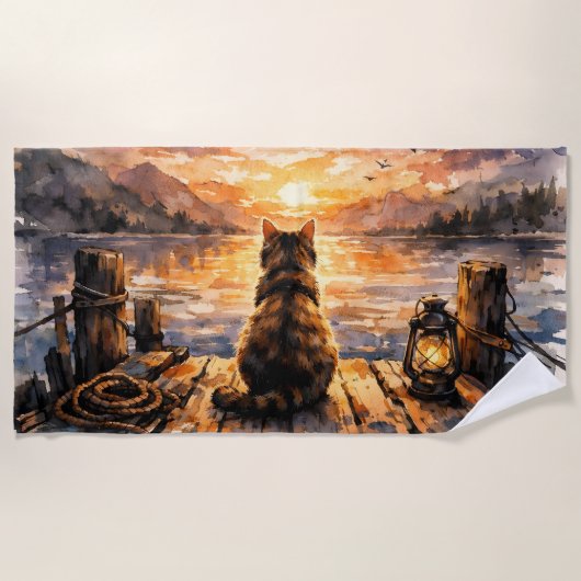 Kat op steiger bij zonsondergang strandlaken (Voorkant)