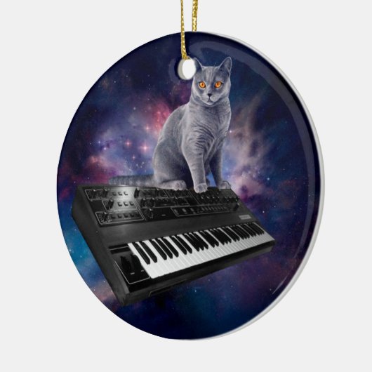 Kat op synthesizer in de ruimte keramisch ornament (Links)