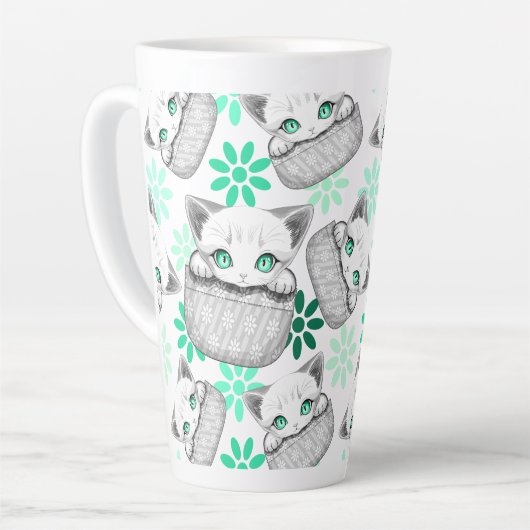 Kat Schattige en speels piekend uit een broekzak Latte Mok (Linkerhoek)