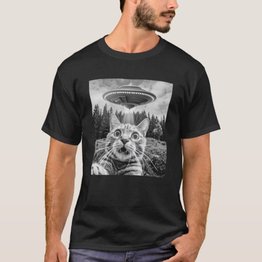 Kat Selfie Met Buitenaardse UFO Grappige Kat Voor  T-shirt (Voorkant)
