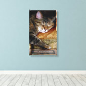 Kat Slaperige Boek Canvas Afdruk (Insitu (Houten vloer))