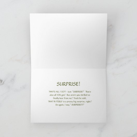 KAT TOESTAAN OP ROCK, OGEN GESLOTEN, HUMOR, VRIEND KAART (Binnen)