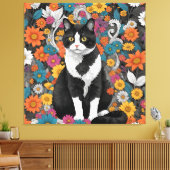 Kat tussen de bloemen canvas afdruk (Insitu (Woonkamer))