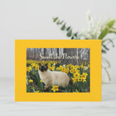 Kat tussen de narcissen feestdagenkaart (Staand voorkant)