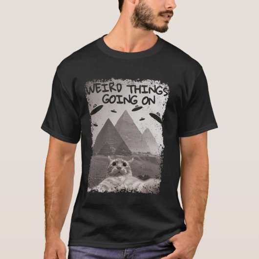 Kat UFO Meme - Grappige Kat Selfie met UFO's T-shirt (Voorkant)