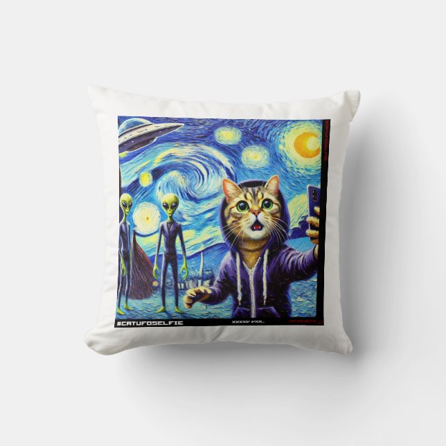 Kat UFO Selfie: Cadeau van het katje #03 Kussen (Voorkant)
