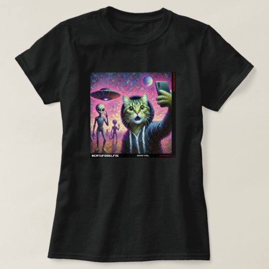 Kat UFO Selfie: Cadeau van het katje #05 T-shirt (Design voorkant)