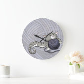 Kat van cartoon met garen grote klok (Huis)