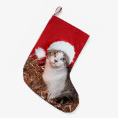 Kat van tabby in Santa hat Kleine Kerstsok (Voorkant (Hangend))