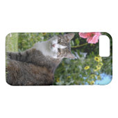 kat van tabby op de tuin Case-Mate iPhone case (Achterkant (Horizontaal))