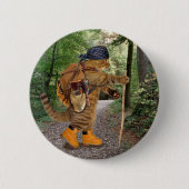 Kat-wandelaar met rugzak ronde button 5,7 cm (Voorkant)