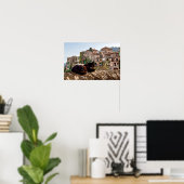 Kat zonnebaden aan de muur - Valldemossa, Mallorca Poster (Thuiskantoor)