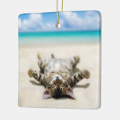 Kat Zonnebaden in het strand Keramisch Ornament (Links)