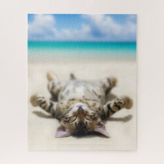 Kat Zonnebaden in het strand Legpuzzel (Verticaal)