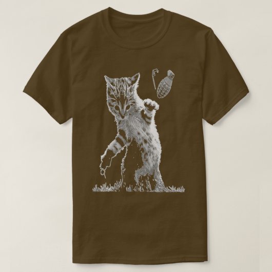 Katastrootkat Throwing Grenade T-shirt (Design voorkant)