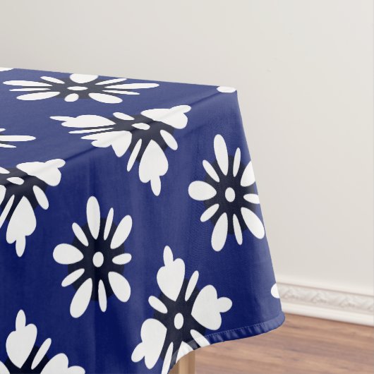 Katazome witte bloemen op indigo tafelkleed (Voorbeeld)
