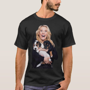 Kate Mckinnon en Puppies T-shirt