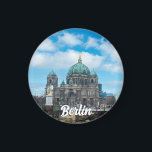 Kathedraal en tv-toren van Berlijn, Duitsland Magneet<br><div class="desc">Uitzicht van Spree, tv-toren en Berlijnse kathedraal in Berlijn, Duitsland</div>