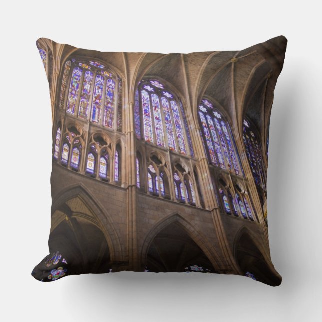 Kathedraal van Leon, interieur glas-in-loodramen Kussen (Voorkant)