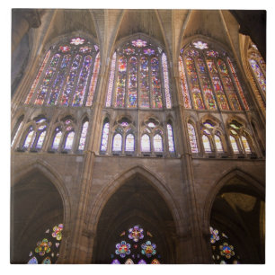 Kathedraal van Leon, interieur glas-in-loodramen Tegeltje