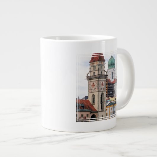 Kathedraal van St. Stephan Grote Koffiekop (Voorkant rechts)