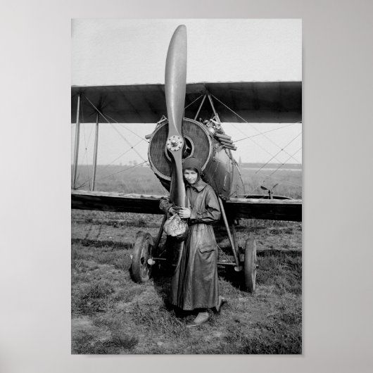 Katherine Stinson With Biplane - 1917 Poster (Voorkant)