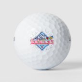 Kathmandu Mountains Nepal Retro Vlaggen Souvenir Golfballen (Voorkant)