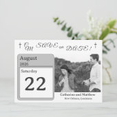 Katholiek Faux-Satijn Monogrammed Save the Date (Staand voorkant)