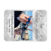 Katholiek Faux-Satijn Monogrammed Save the Date Magneet (Horizontaal)