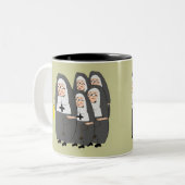 Katholieke non-Humor "Fat Sisters" Tweekleurige Koffiemok (Voorkant links)