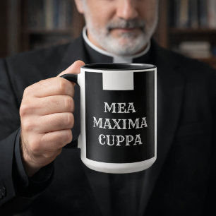 Katholieke priester White Collar    LatijnMea Cupp Mok