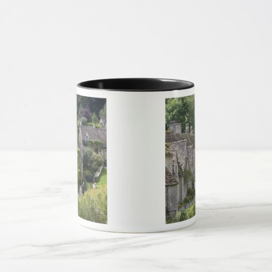 Katoesteenkool in het dorp mok (Midden)