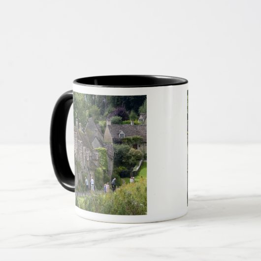 Katoesteenkool in het dorp mok (Voorkant links)