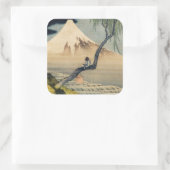 Katsushika Hokusai - Boy Kijkend de Fuji Vierkante Sticker (Tas)