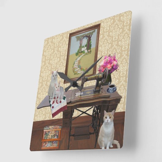 katten, Antiek naaimachineklok Vierkante Klok (Hoek)
