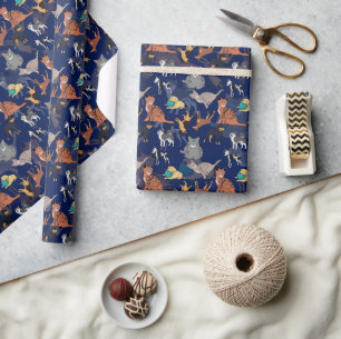 Katten en honden patroonontwerp op blauw cadeaupapier