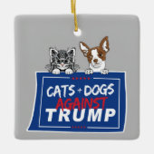 KATTEN EN HONDEN TEGEN TRUMP KERAMISCH ORNAMENT (Voorkant)