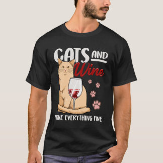 Katten en wijn maken alles fijn grappig kattenlief t-shirt