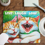 Katten | Funny Kittens Laughing Live Laugh Loaf Muismat<br><div class="desc">Kat houdt van grappige kitten meowsepads. Twee hilarische kittens die samen goed lachen,  waarschijnlijk over 'Leef,  lacht,  brood'. Comical cat humor gifts voor alle leeftijden of voor vakantie of gelegenheid. Helder,  kleurrijk en bemoedigend,  deze is zeker om een lach te krijgen van elke kat of vader.</div>