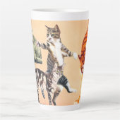 Katten gaan spelen latte mok (Voorkant)