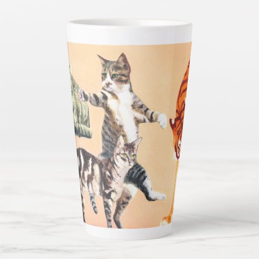 Katten gaan spelen latte mok (Voorkant)