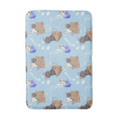 Katten in doos en melkdruppels op blauw badmat (Voorkant Verticaal)