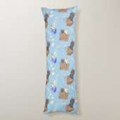 Katten in doos en melkdruppels op blauw lichaamskussen (Achterkant (Verticaal))