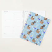 Katten in doos en melkdruppels op blauw planner (Display)