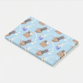 Katten in doos en melkdruppels op blauw post-it® notes (Schuin)