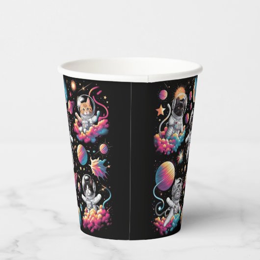 Katten in een papieren beker! papieren bekers (Rechts)