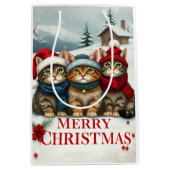 Katten in Preppy Winterkleding en Petten Kerst Medium Cadeauzakje (Voorkant)