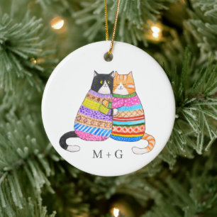 Katten in trui knuffelend stel op maat kerst keramisch ornament