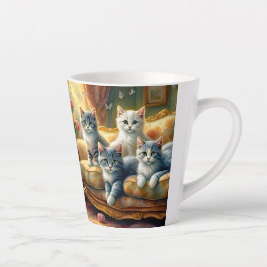 Katten op de bank - leuke scène in  look latte mok (Rechts)